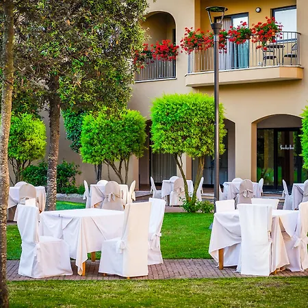 Geovillage Sport & Wellness 4* Όλμπια